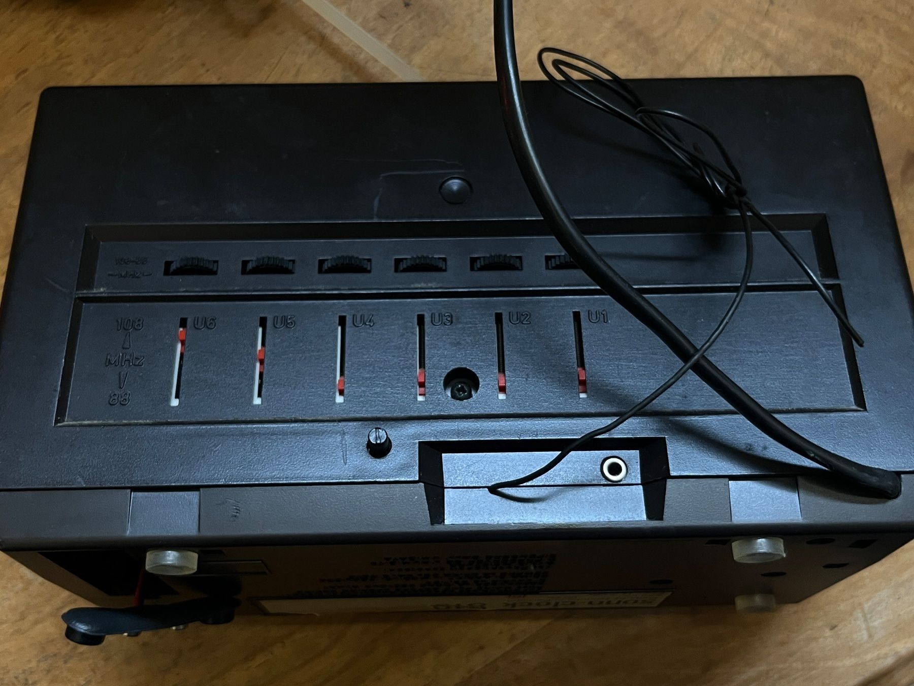 Grundig Radios: Grundig Sono Clock 810 – Gebraucht aus Otelfingen von Yossi-68 6