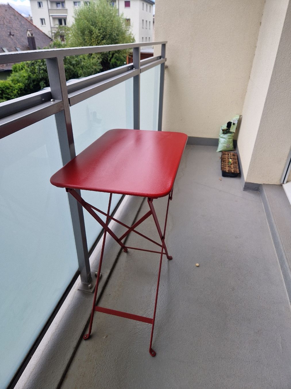 Fermob Tavoli: Table Fermob Bistro – Usato da Lausanne venduto da Anne1386 1