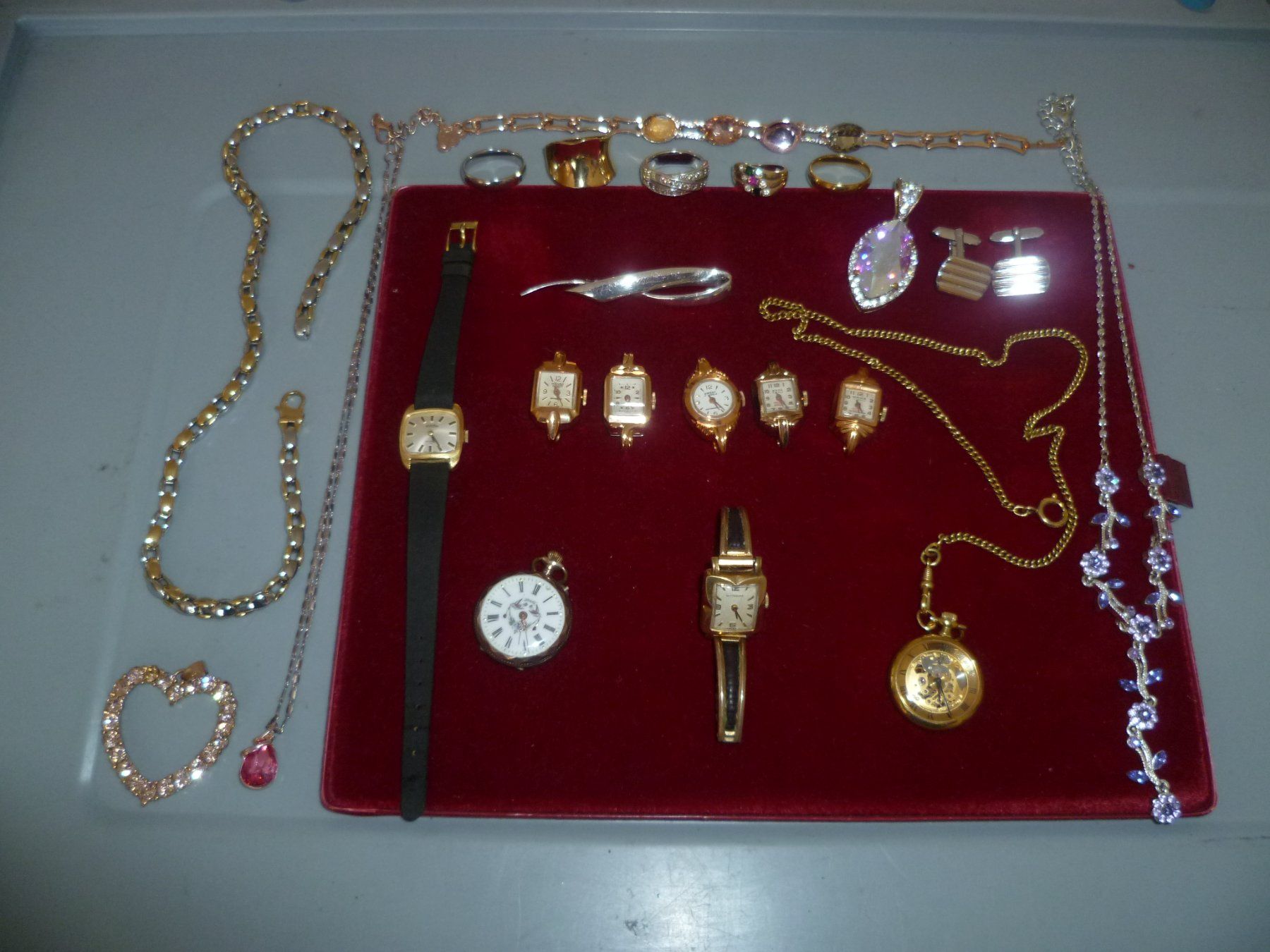 Sonstiger Schmuck: VINTAGE UHRENLOT + SCHMUCK – Gebraucht aus Hombrechtikon von Minerva_x2
