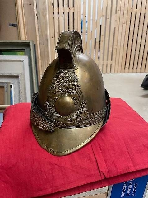 Pompieri: Casque de pompier français 1880 – Usato da Colombier NE venduto da Boy48