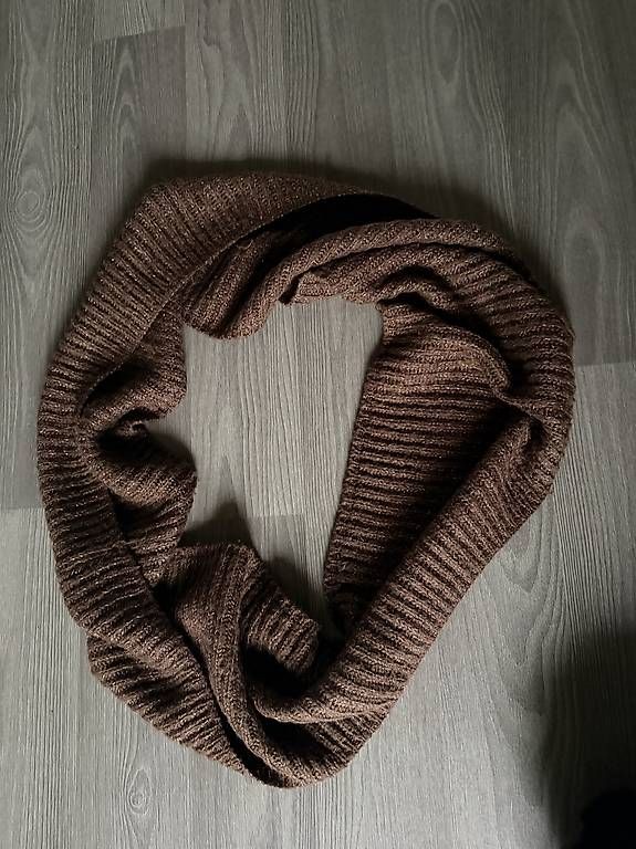 Foulard & Sciarpe: Écharpe tube marron  – Usato da Plan-les-ouates venduto da Jordane.S 2