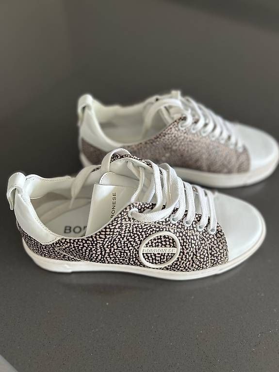 Scarpe da donna: Sneakers Borbonese  – Usato da Comano venduto da kat_7d6c 1