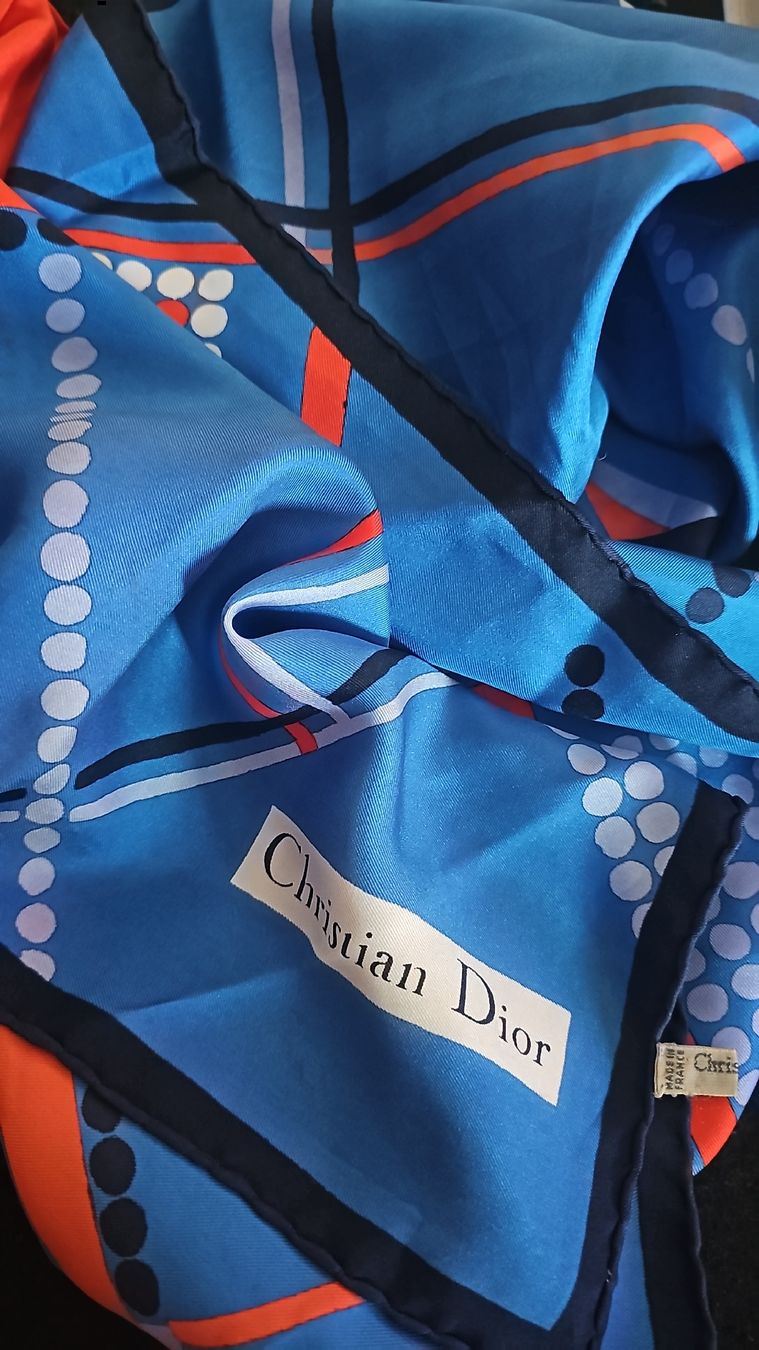 Dior Foulard & Sciarpe: Seidentuch - Christian Dior – Usato da Allschwil venduto da xoxSomeTimesxox