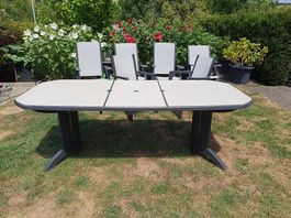 Grosfillex Gartenmöbel-Set zu verkaufen