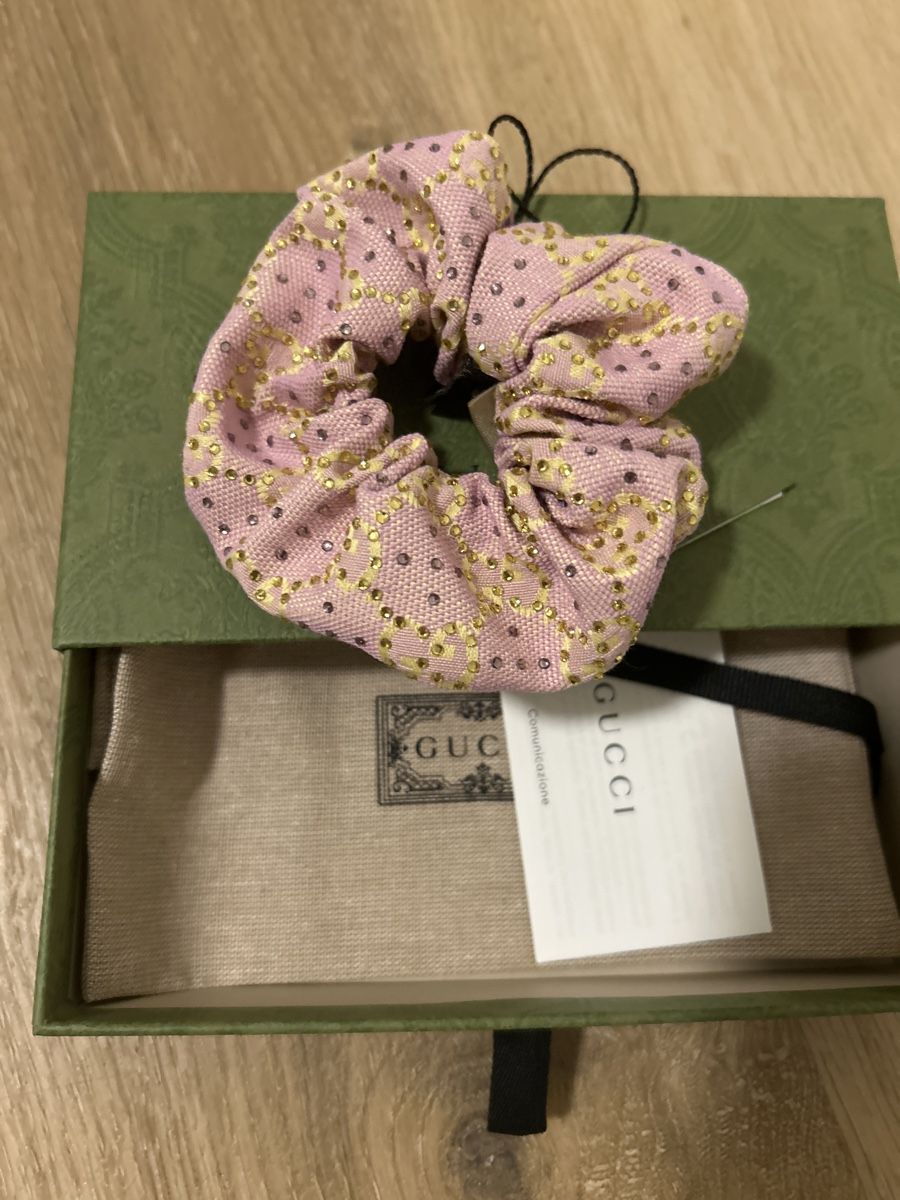 Gucci Accessori per capelli: Gucci original Scrunchie Pink with Crystals – Nuovo e nell'imballaggio originale da Zürich venduto da sel_tvq7 1