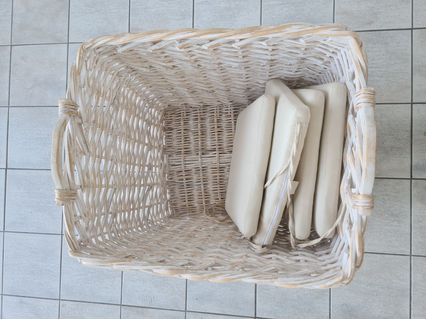 Autres articles pour la maison: Panier – D'occasion à Monthey par 187-zeroo 5
