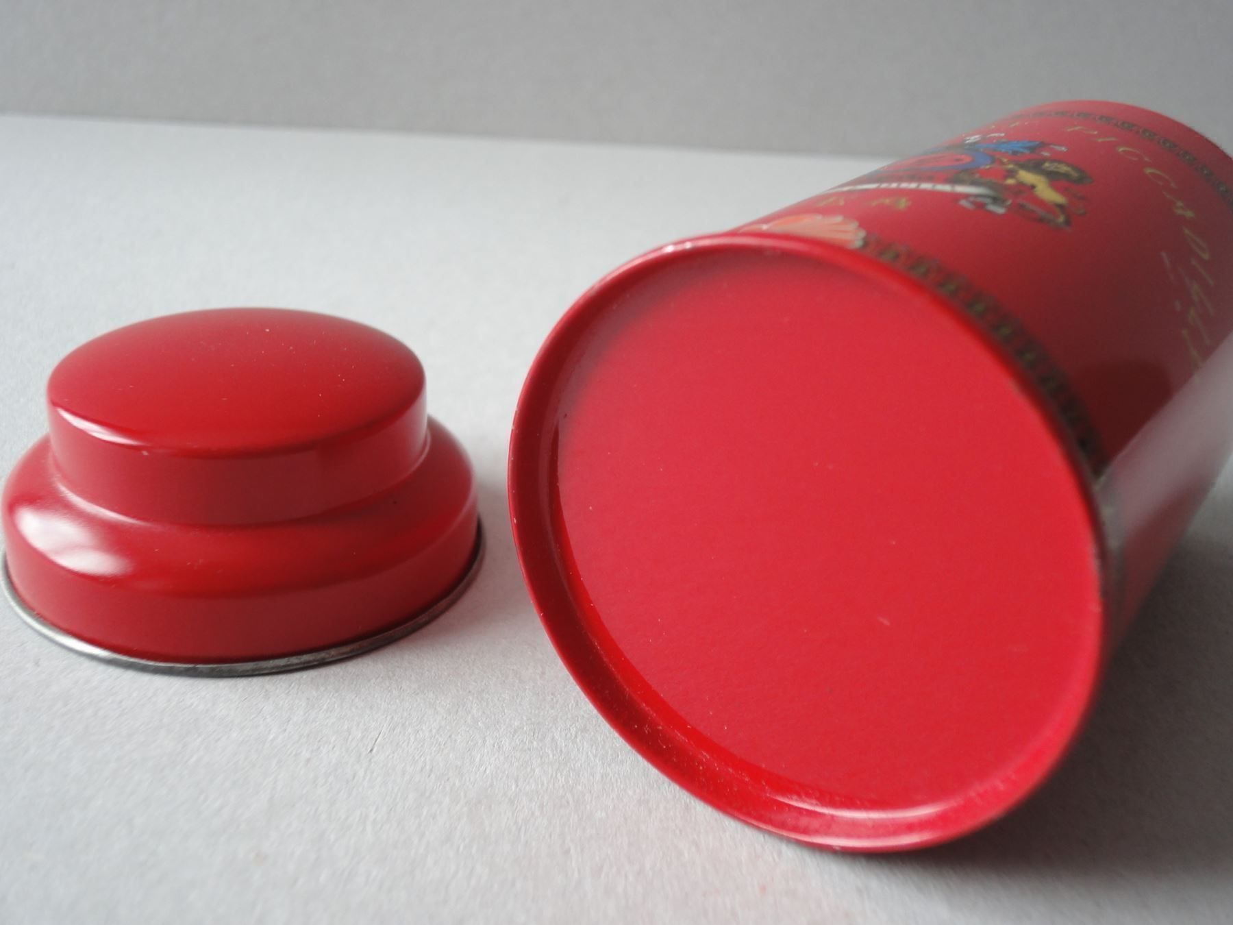 Tutte le decorazioni: 2 kleine Blechdosen - Tea – Usato da Chur venduto da omonia 3