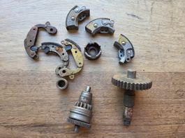 Diverse Mofateile, Getreibe und Kupplung