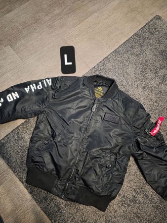 Alpha Industries Bomberjacke schwarz Grösse L gebraucht