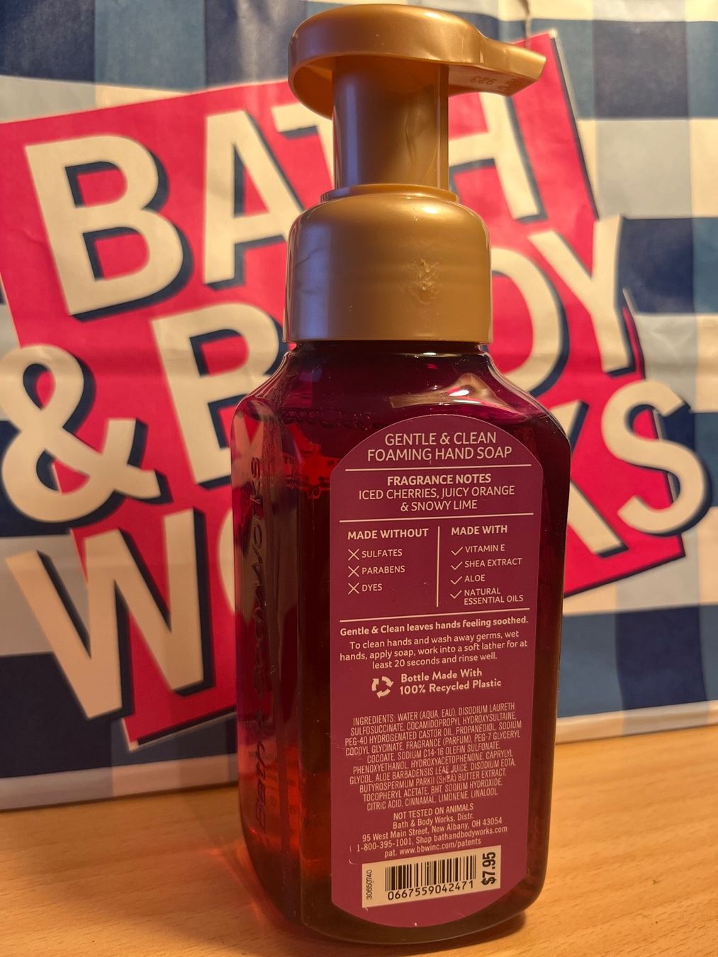 Duschen: Bath & Body Works - Foaming Hand Soap, Winterberry Ice – Neu (gemäss Beschreibung) aus Luzern von Jiggy_8898 1