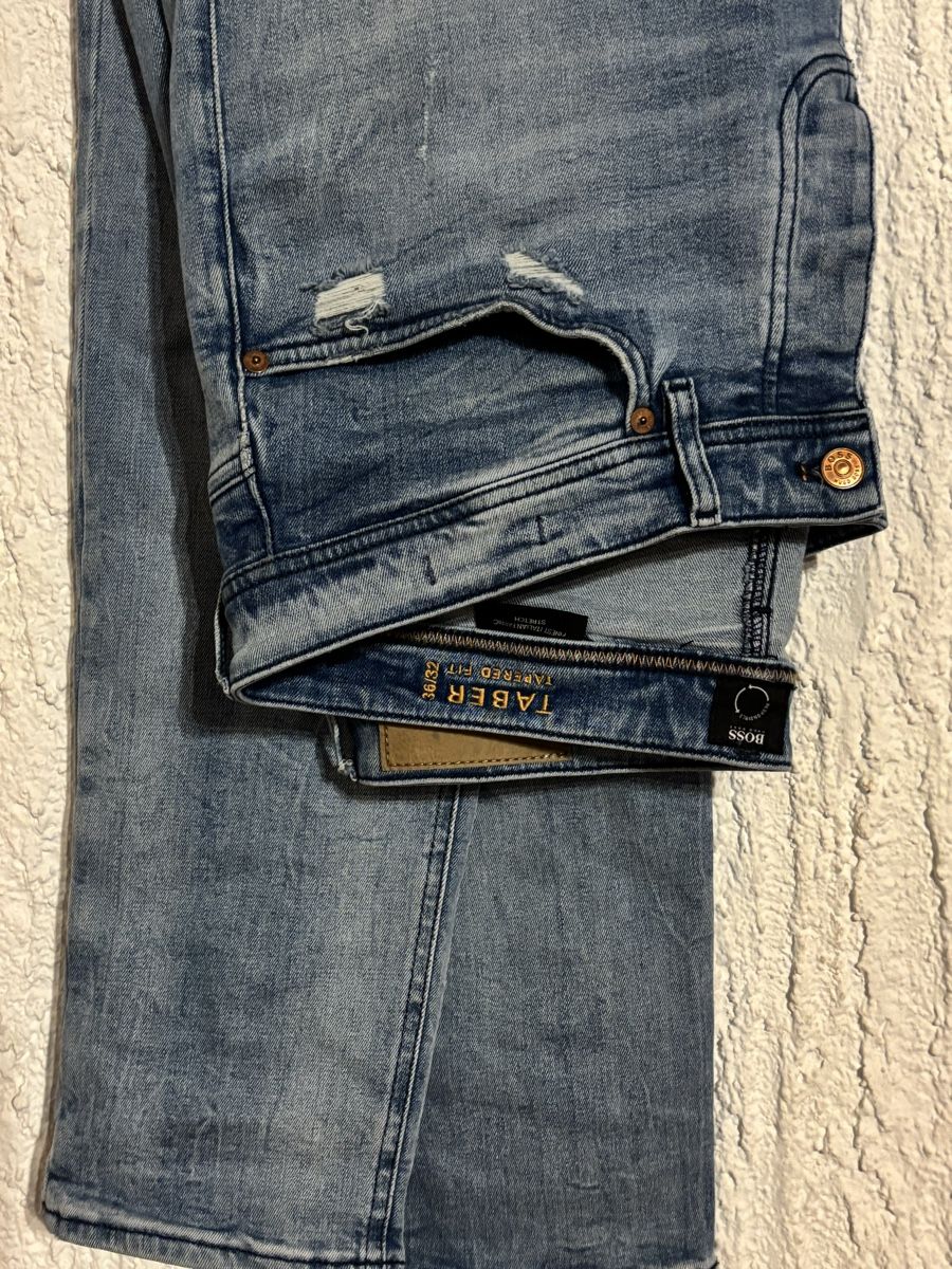 Jeans: Jeans BOSS.Taille 36 – Gebraucht aus Delémont von Vendeur_3 5