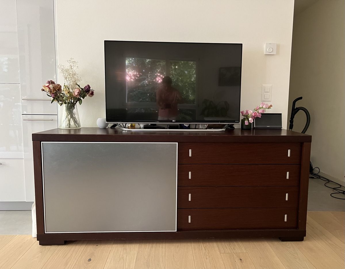Credenze: Wooden comode- Calligaris made in Italy – Nuovo (secondo la descrizione) da Corsier GE venduto da Karol_save_planet 1