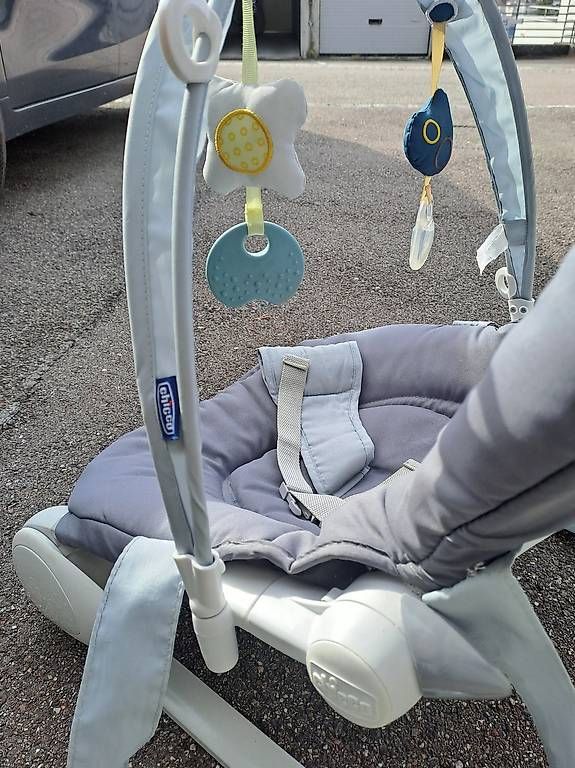 Sdraiette & Sdraiette a dondolo: Babywippe chicco mit Bogen – Usato da Liestal venduto da daspi01 1