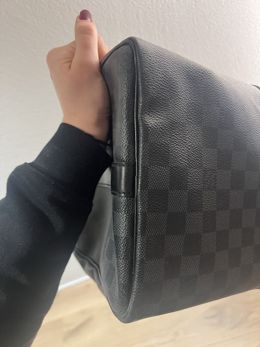 Louis Vuitton Borse: Louis Vuitton Keepall 45 mit Schulterriemen – Usato da Chur venduto da jov_b9cs 7