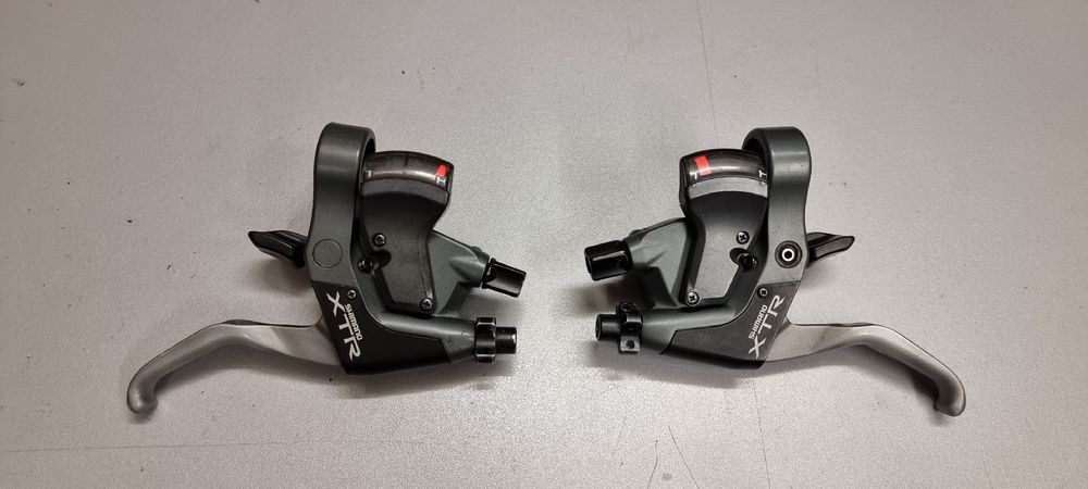 Moyeux Shimano XTR M950 32 Trous Avec Brochettes - Occasion En Excellent état