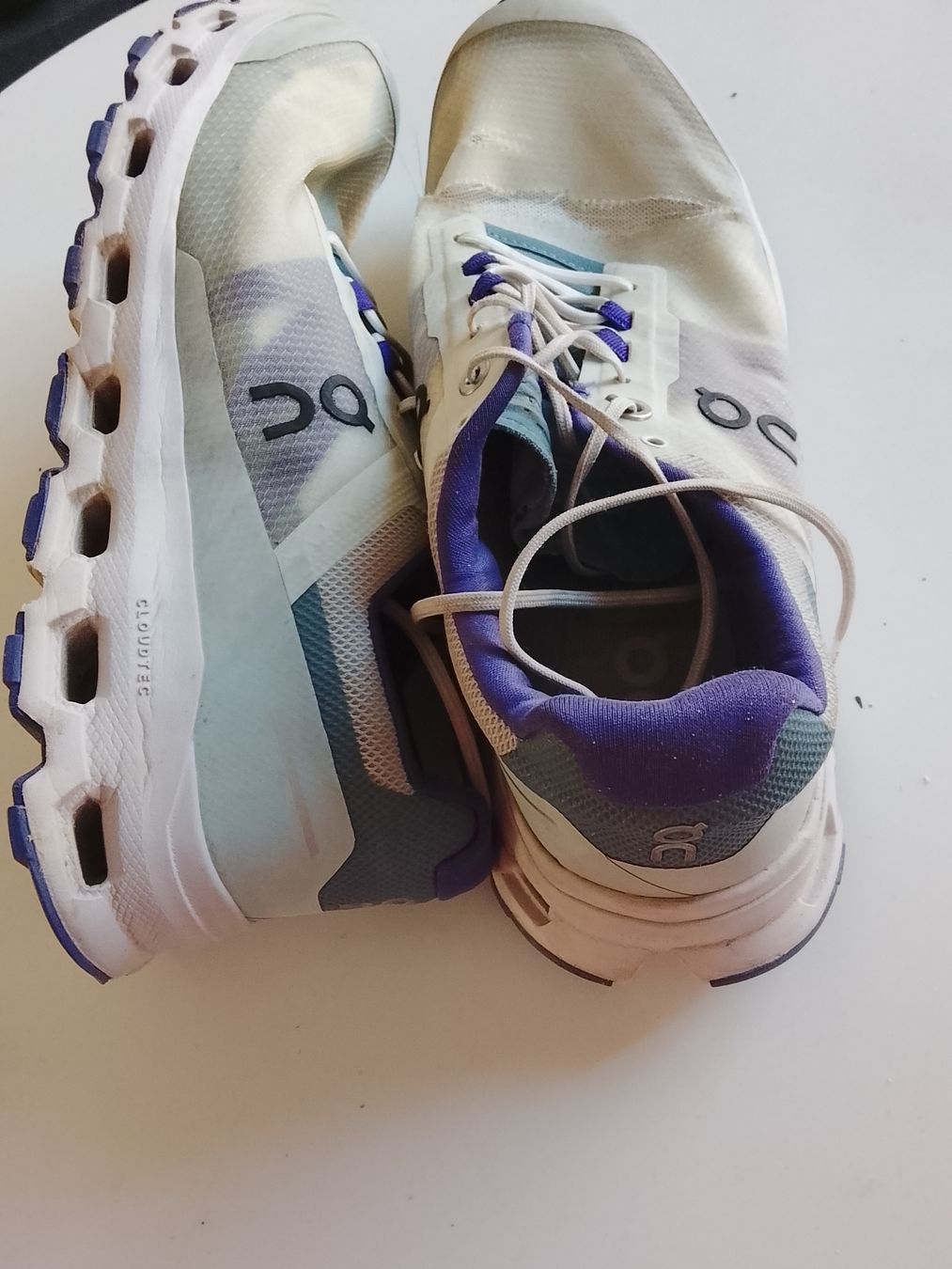 On Scarpe da donna: ON Schuhe Damen Gr. 40 – Usato da Lenzerheide/Lai venduto da yvo_qjr8 1