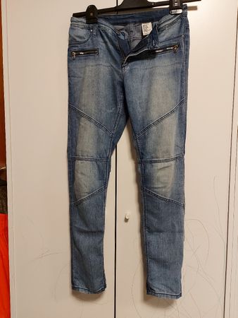 Jeans 152 vestono un w26 H&M