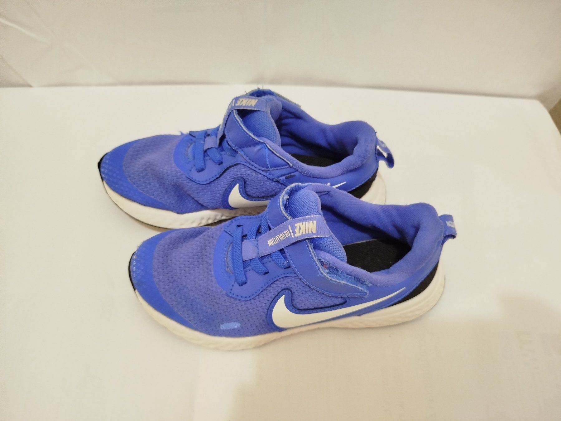 Nike Schuhe für Jungen: Nike Revolution 5 Kinderschuhe, Gr. 29.5 – Gebraucht aus Oberhofen am Thunersee von jojozurich 2