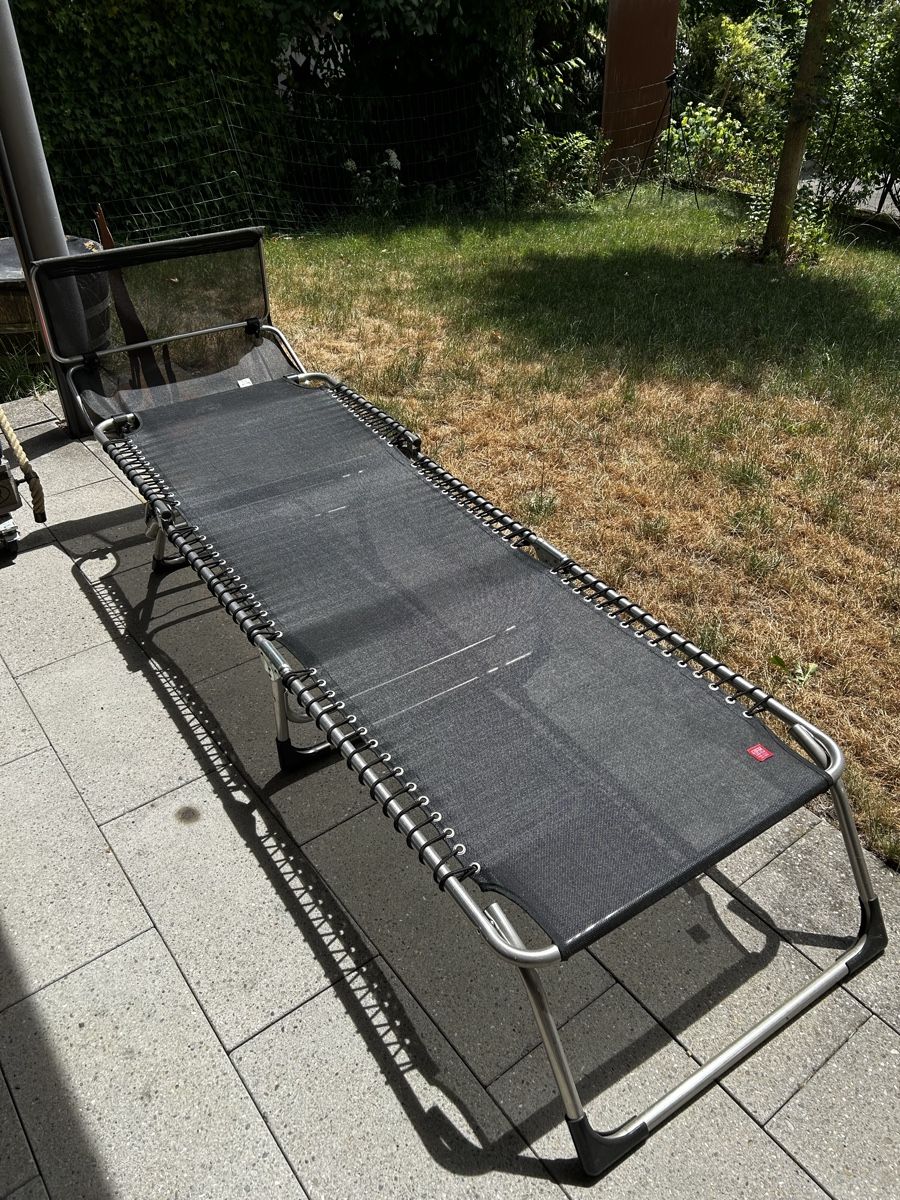 Fiam Chaises longues: Fiam Liegestuhl mit Sonnendach – D'occasion à Seengen par tomithebacon 1