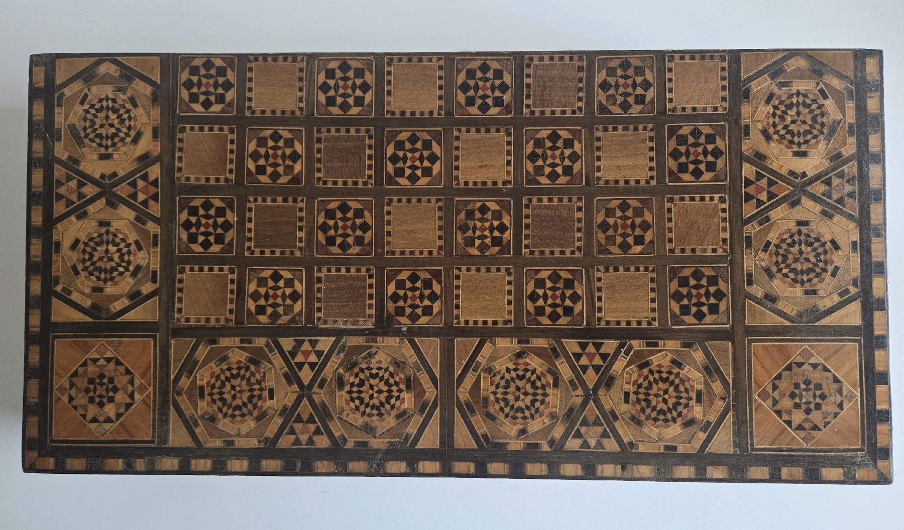Giochi: Backgammon Spiel, Holz, intarsiert, antik. – Usato da Münchenstein venduto da Piccolo013 2