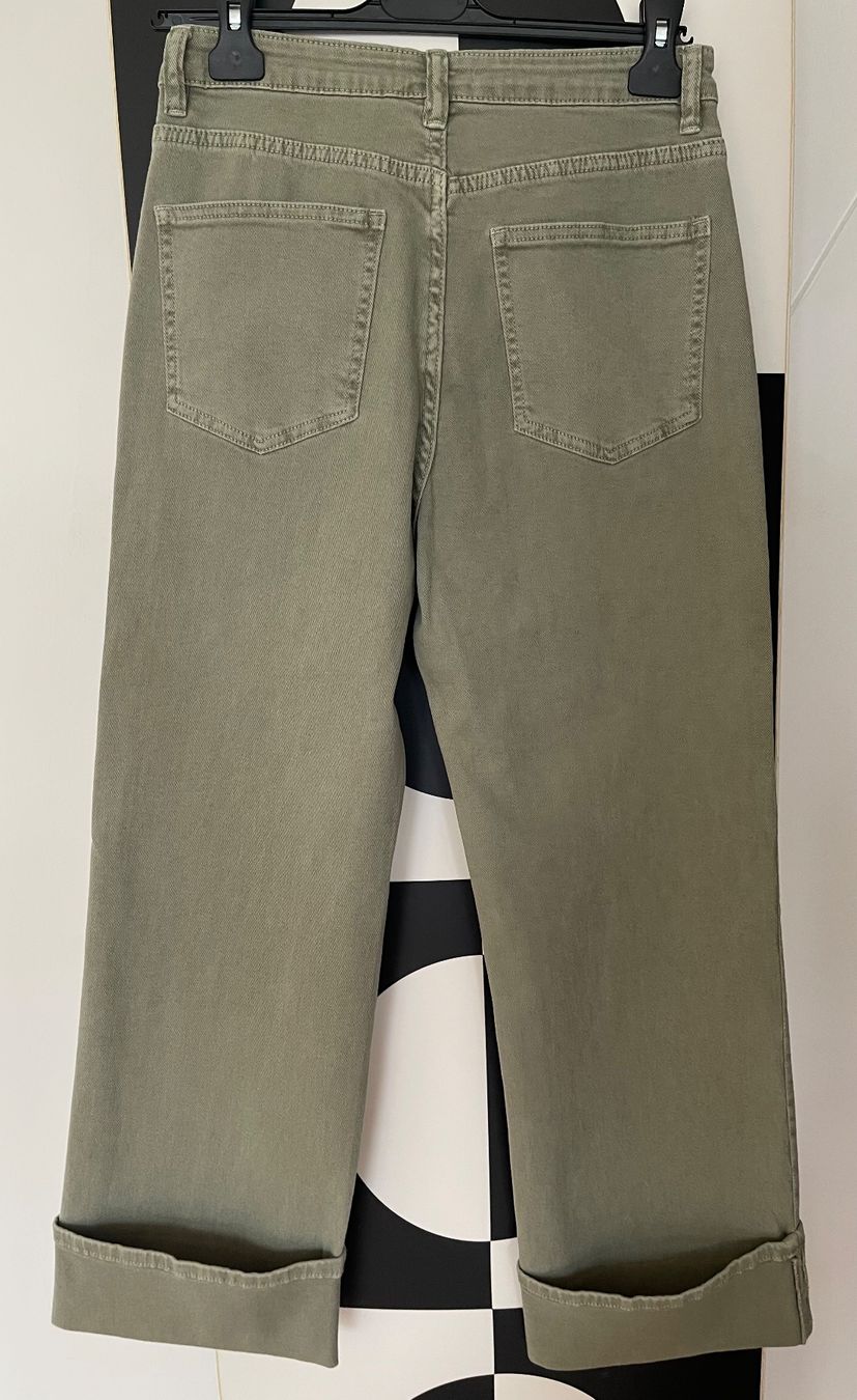 Pantaloni: Hose Italia – Usato da Zürich venduto da zki_yzj7 1