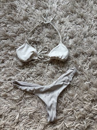 Weisser Bikini