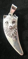 Pendentif Loup Argenté - Style Tendance et Original!🐺✨