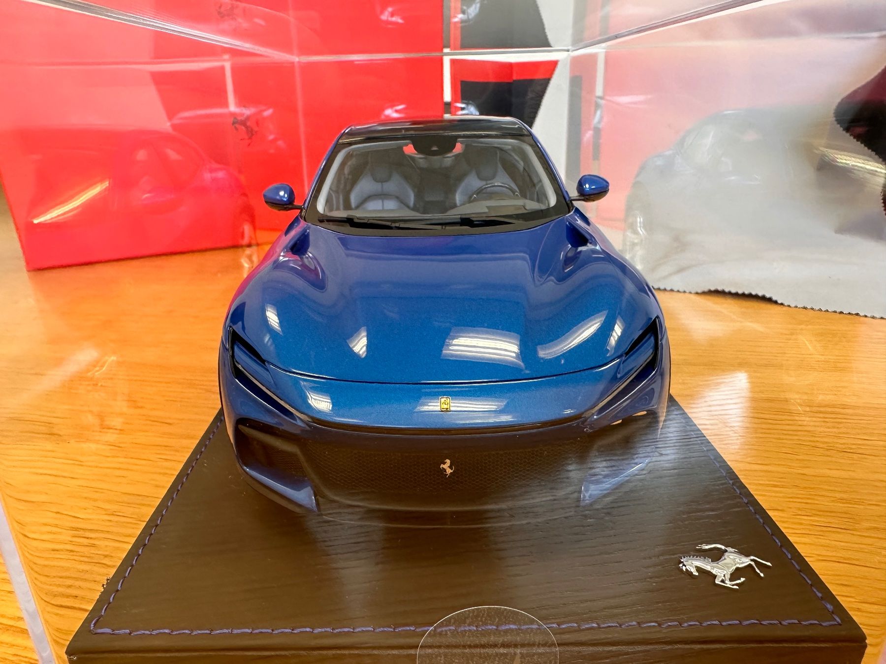 BBR Models Modellautos: Ferrari  Purosangue 1/18 blu corsa – Neu und originalverpackt aus Stein AR von Krabbe2 4