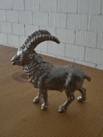 Deko Steinbock Figur, schön für Weihnachten