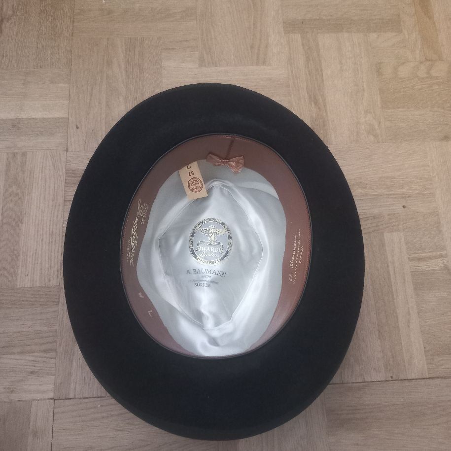 Chapeaux, bonnets & casquettes: Eleganter Antiker Hut – D'occasion à Jonen par bue_b7z7 1