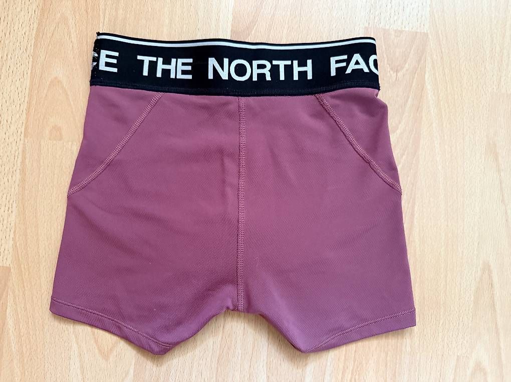 North Face Pantaloni: The north face shorts xs – Usato da Semione venduto da Caterina_B 1