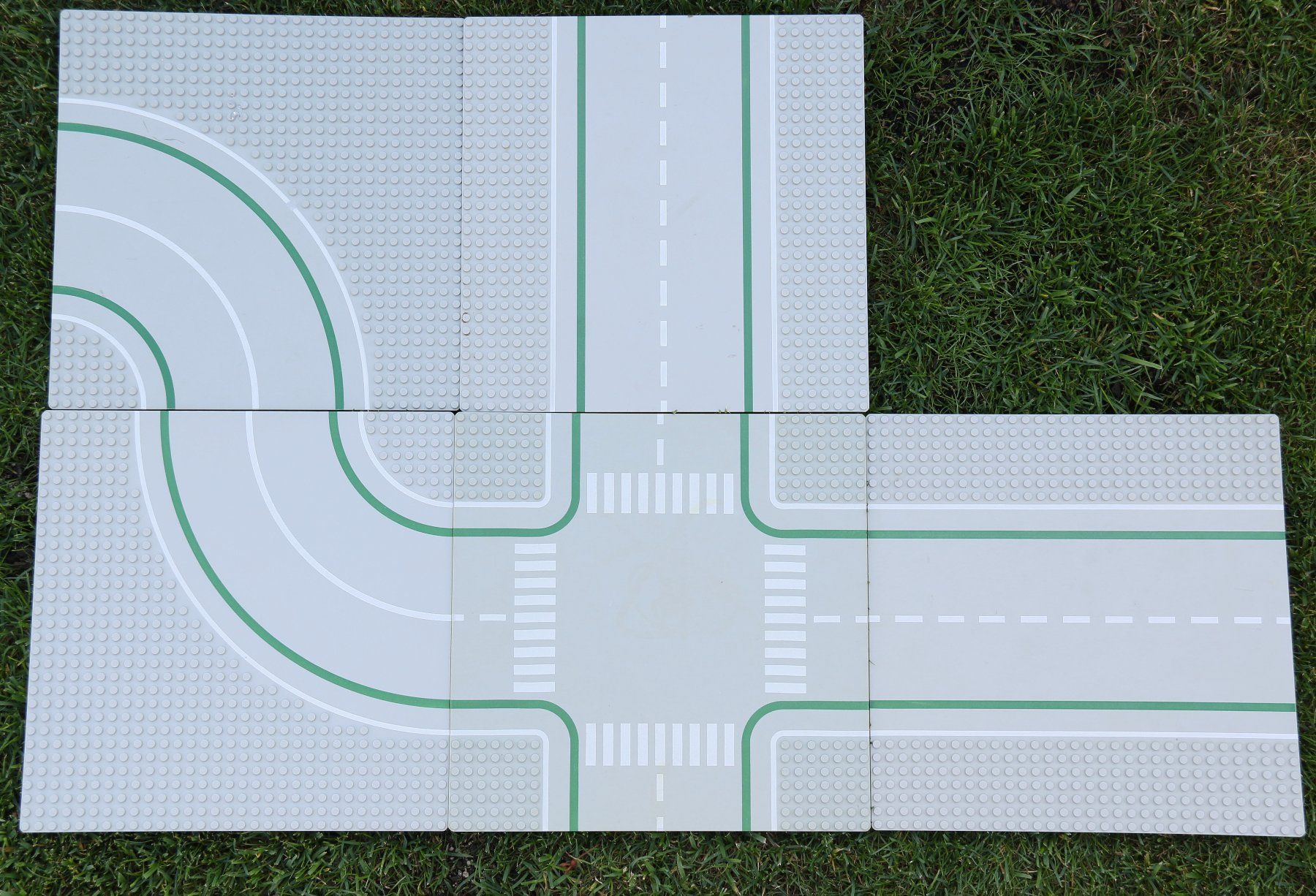 Lego Baukästen: 5 graue Lego Strassenplatten – Gebraucht aus Hettlingen von Scholi99