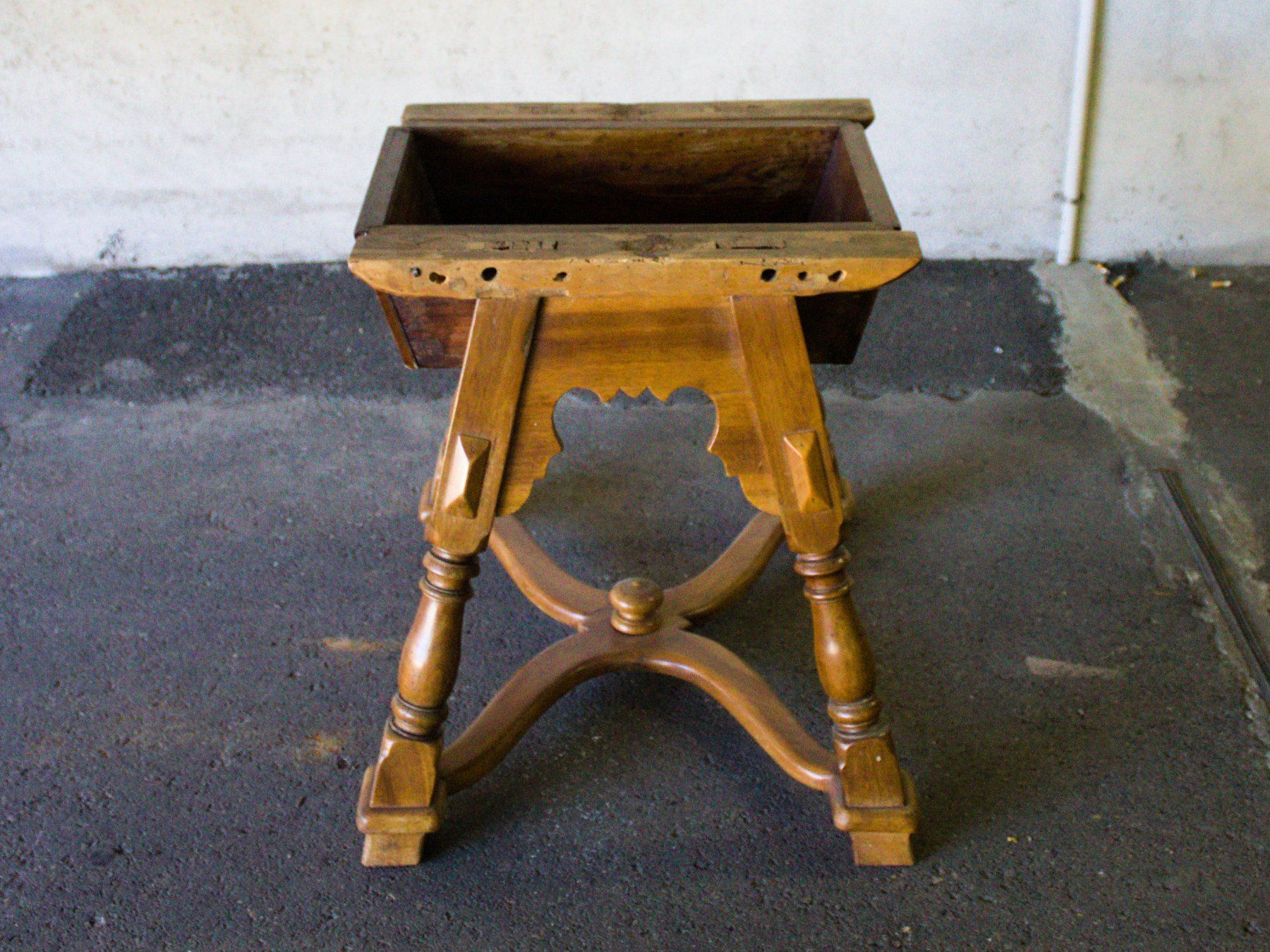 Tavoli: Table rustique – Usato da Les Mayens-de-Sion venduto da valbroc 5