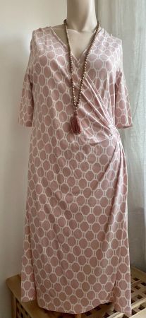 Wunderschönes Sommerkleid, in Rosa und Weiss, neu