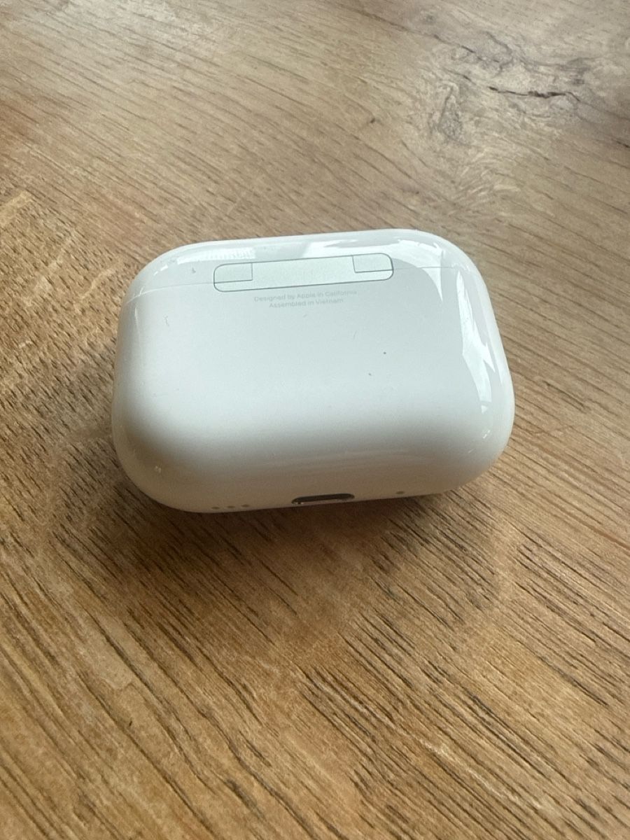 Apple Cuffie: Apple AirPods Pro 3 Ladecase Neu – Nuovo (secondo la descrizione) da Brienz BE venduto da MUNI79 2