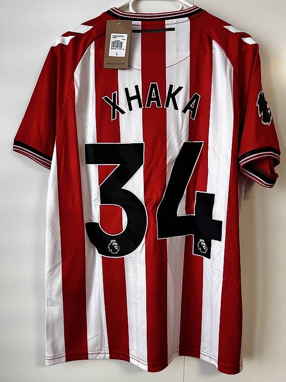 Canottiere & Pantaloni: AFC Sunderland Trikot / Xhaka 34 – Nuovo (secondo la descrizione) da Gossau SG venduto da nandoo