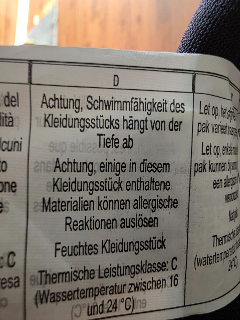 Combinaisons de plongée: Neoprenanzug / Einteiler mit Kapuze Grösse L – D'occasion à Thalwil par Avenir 2