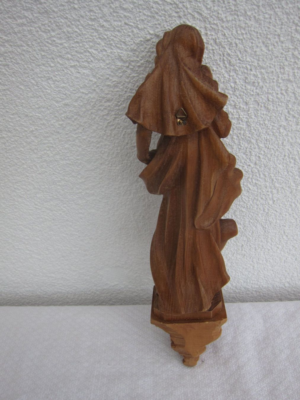 Statuette: HOLZ MADONNA – Usato da Regensdorf venduto da Eri8057 8