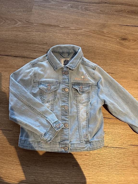 Giacche & Cappotti: Jeansjacke Gr. 110 – Usato da Schiers venduto da ani_nd8h