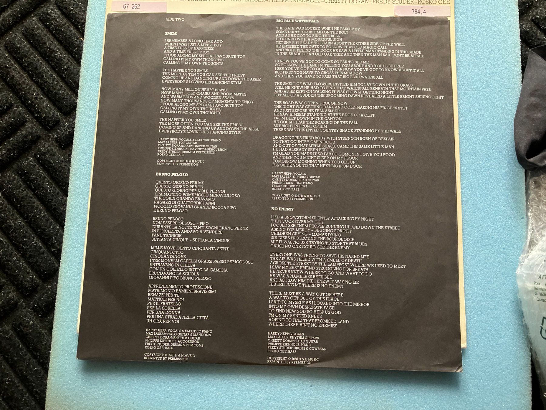 Dischi in vinile: Hand In Hand – Usato da Aarwangen venduto da Jukebox3 3