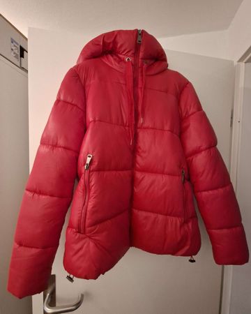 Damen Steppjacke rot Grösse L selten gebraucht