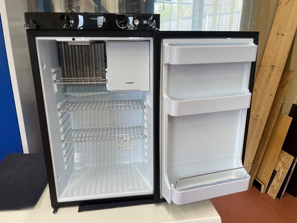 Dometic 12V/230V/Gas Absorber-Kühlschränke, Kühlschränke