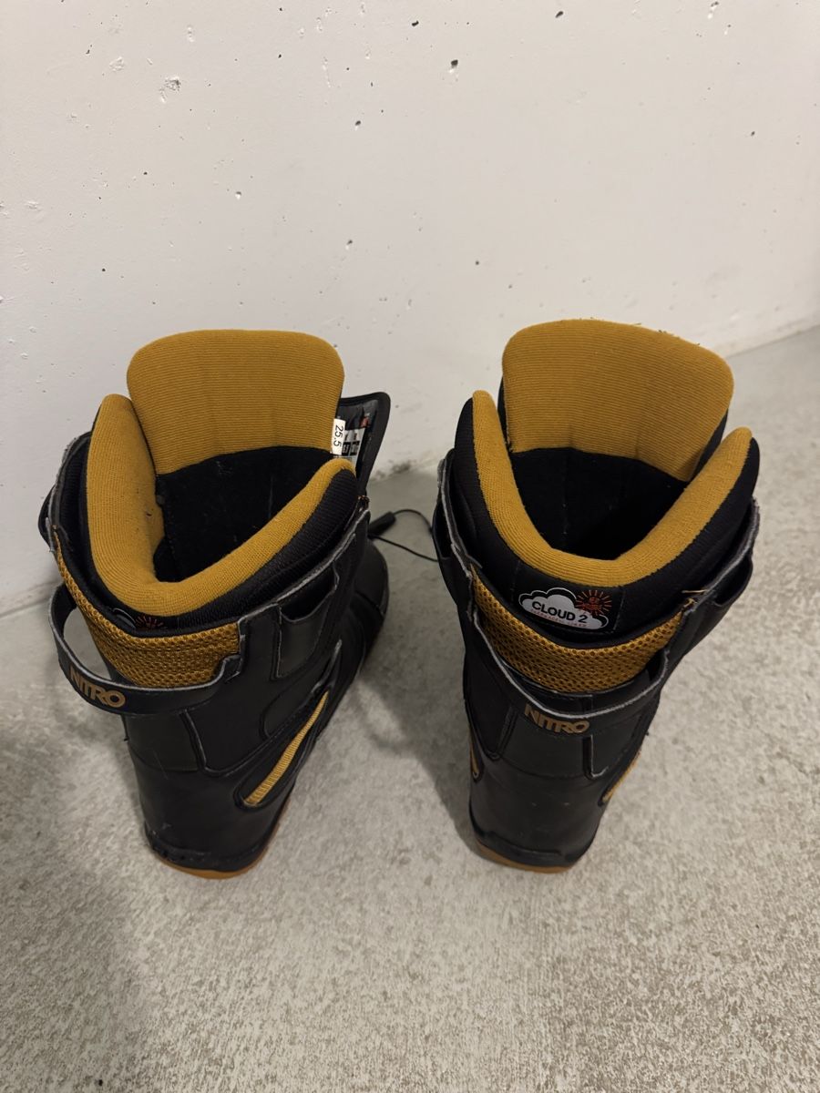 Snowboard Nitro Scarpe da uomo: Snowboardschuhe Nitro 39 1/3 – Usato da Ostermundigen venduto da Clood 2