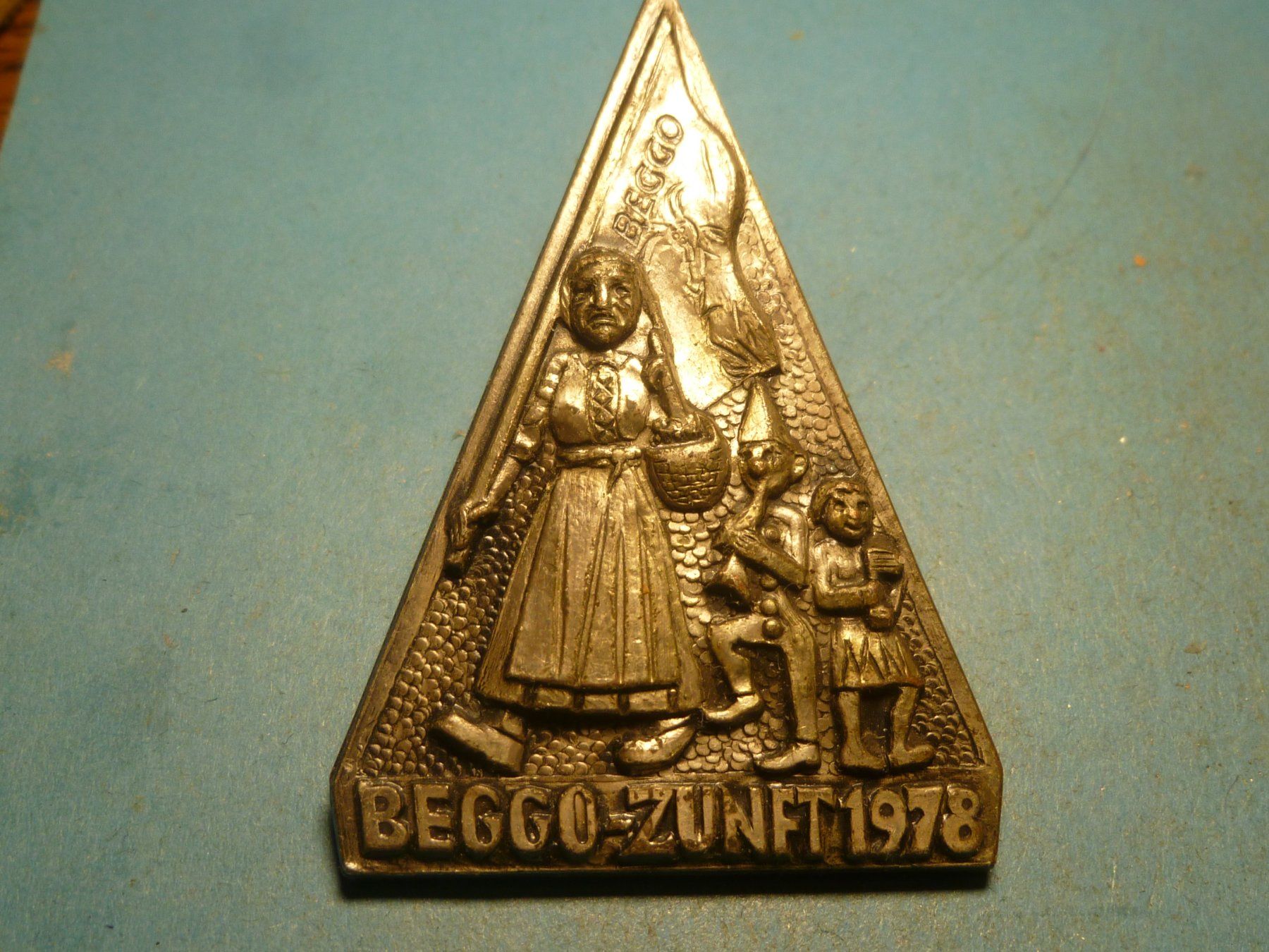 Placchette & Badge: BECKENRIED 1978 SILBER – Usato da Ried (Muotathal) venduto da Mandarin02