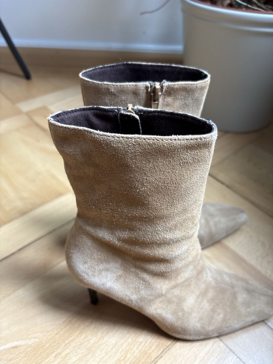 Scarpe per cavalli: Zara Boots Beige Size 38 Used Condition – Usato da Binningen venduto da nic_9mvl 2