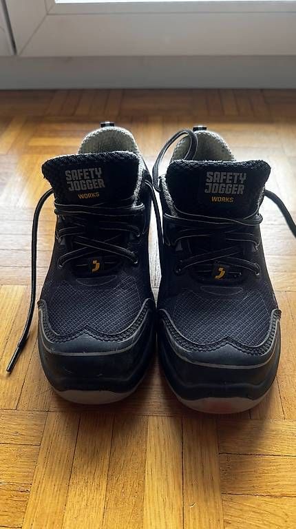 Chaussures hommes: Sicherheitsschuh – D'occasion à Lupfig par she_vfd6