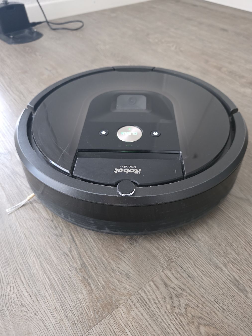 Irobot Aspirapolveri & Accessori: Irobot Roomba 980 – Usato da Suhr venduto da MrvicaAG 1