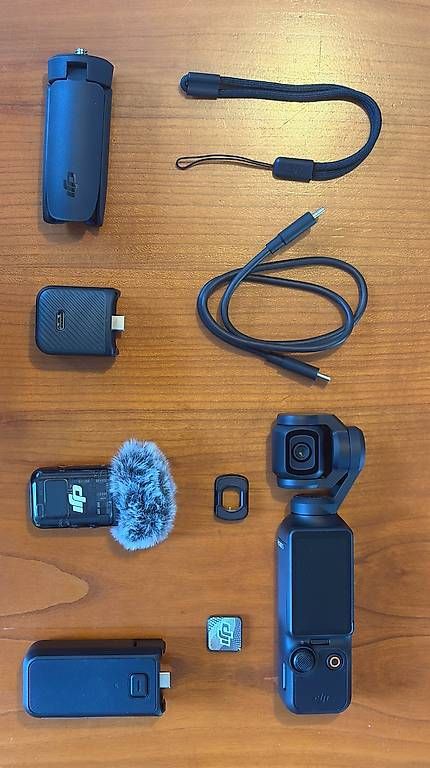 Videocamere: DJI Osmo Pocket 3 Creator Combo, comme neuf – Nuovo e nell'imballaggio originale da Denges venduto da mat_t6nr