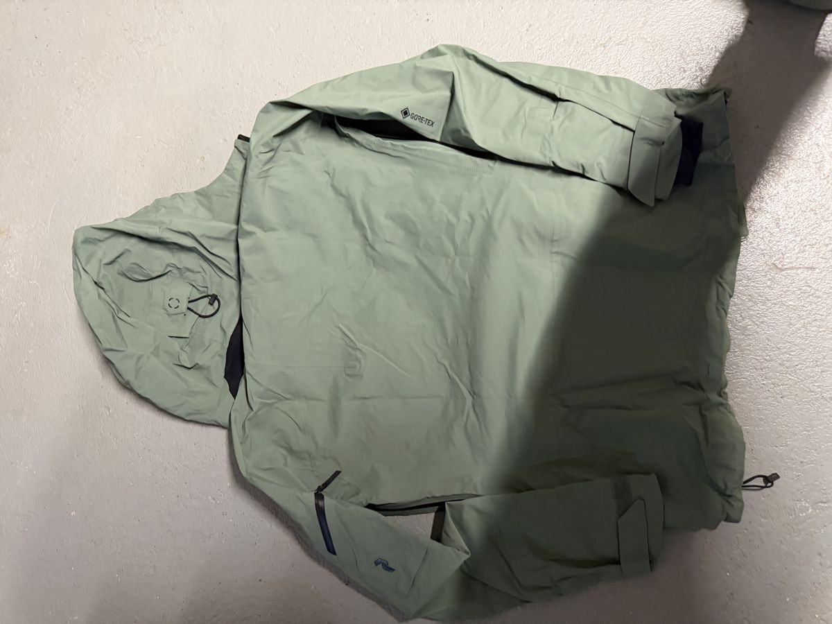 Peak Performance Giacche: Peak Performance Hardshell Jacke Gore-Tex grün Grösse M – Usato da Aarau Rohr venduto da smoky21 3
