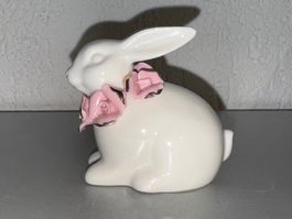 Dekoration für Ostern Osterhase aus Porzellan